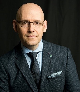 Image of the New York Times best selling author, Brad Meltzer who is appearing at the 2020 Jax Bookfest