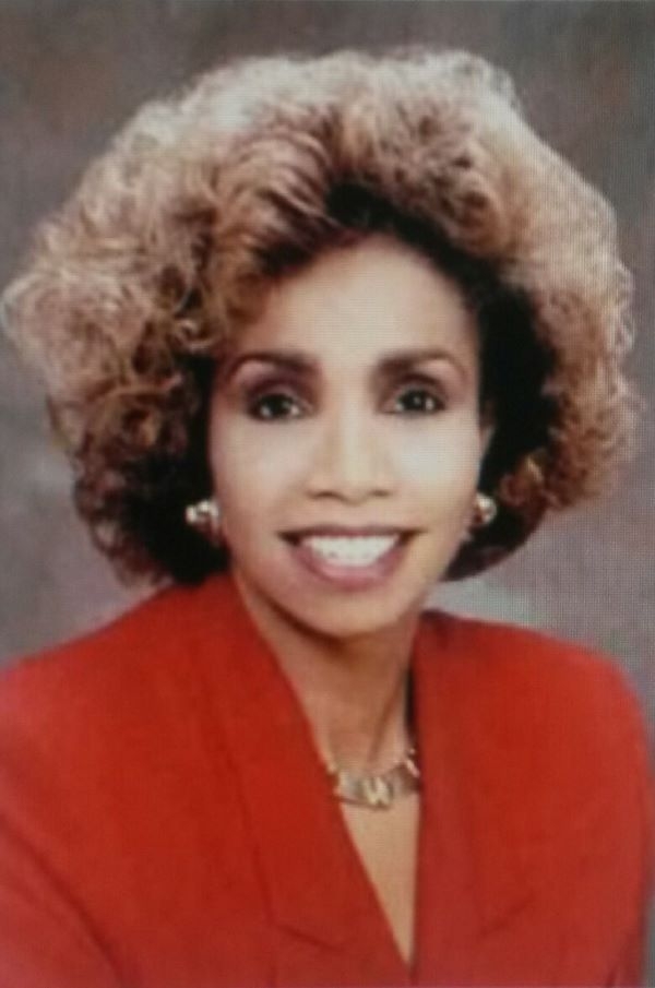 Photo of Gwen Yates